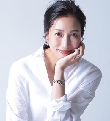 呉由香の旦那や子供家族は 元宝塚ジェンヌの経歴と現在の仕事がスゴイ Tv 日常のいろいろネタ帳